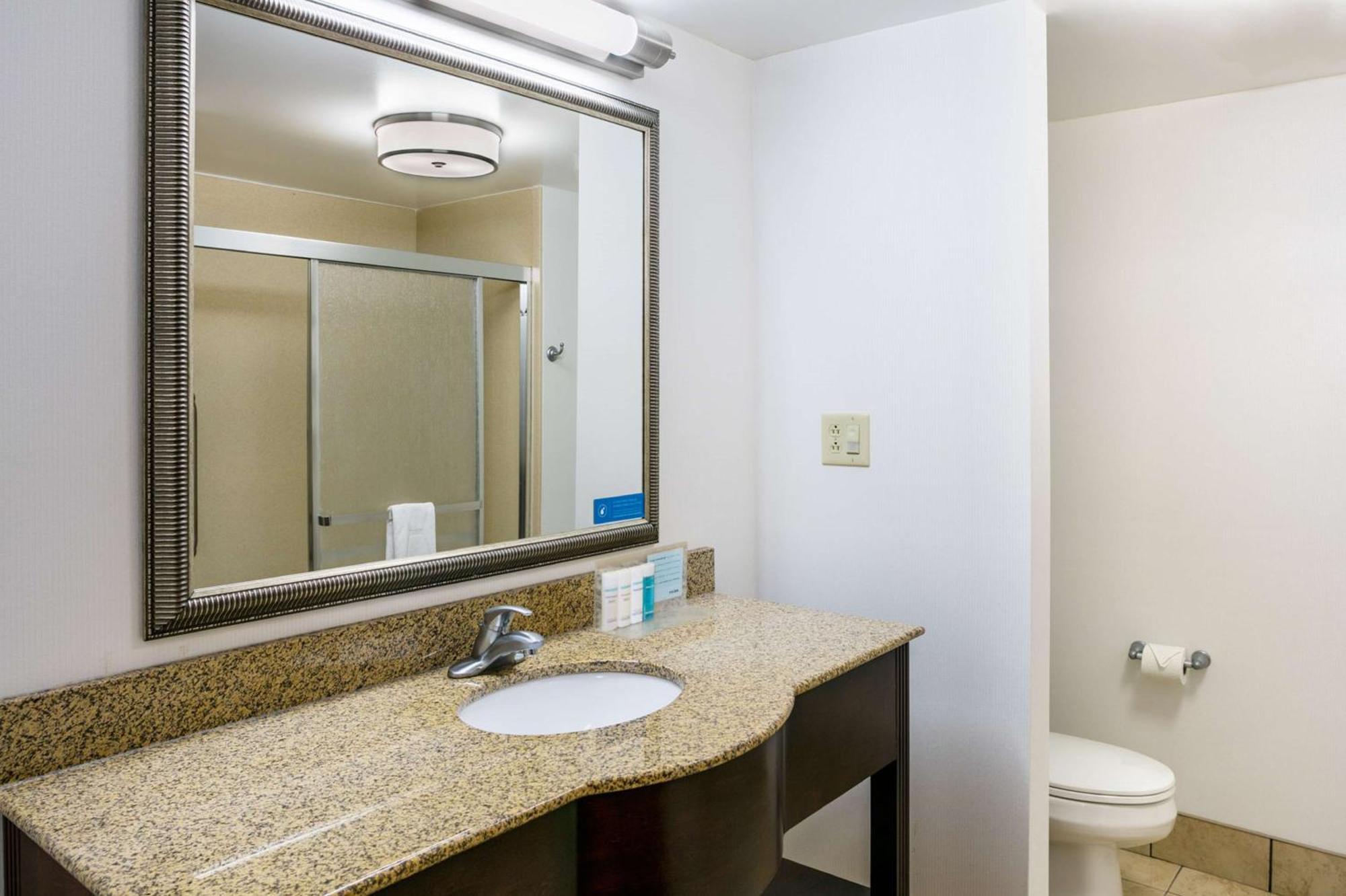 Hampton Inn & Suites Toledo-Perrysburg Rossford Ngoại thất bức ảnh