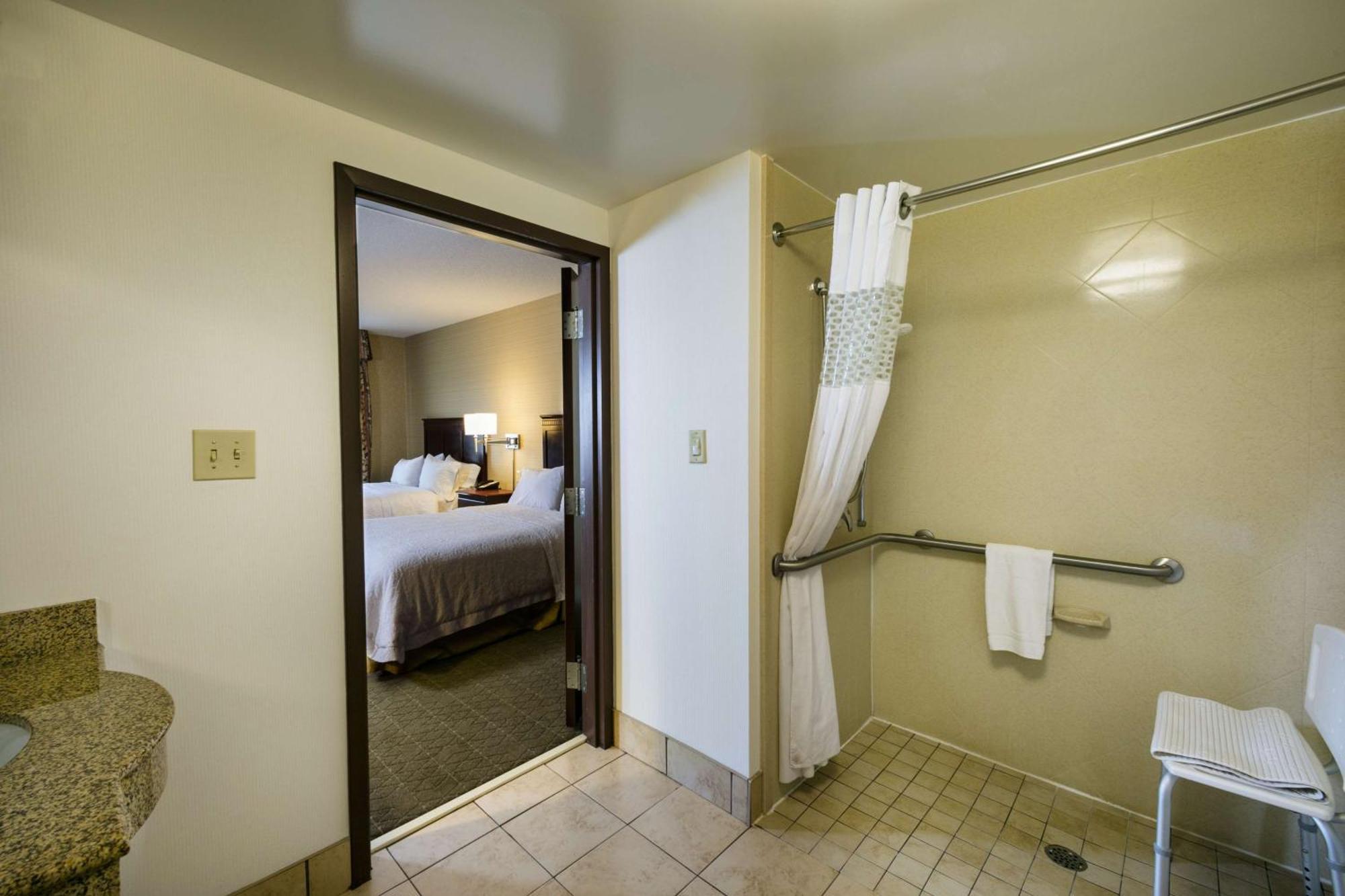 Hampton Inn & Suites Toledo-Perrysburg Rossford Ngoại thất bức ảnh