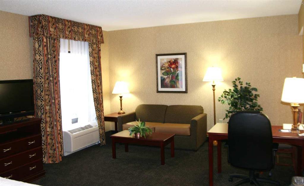 Hampton Inn & Suites Toledo-Perrysburg Rossford Phòng bức ảnh